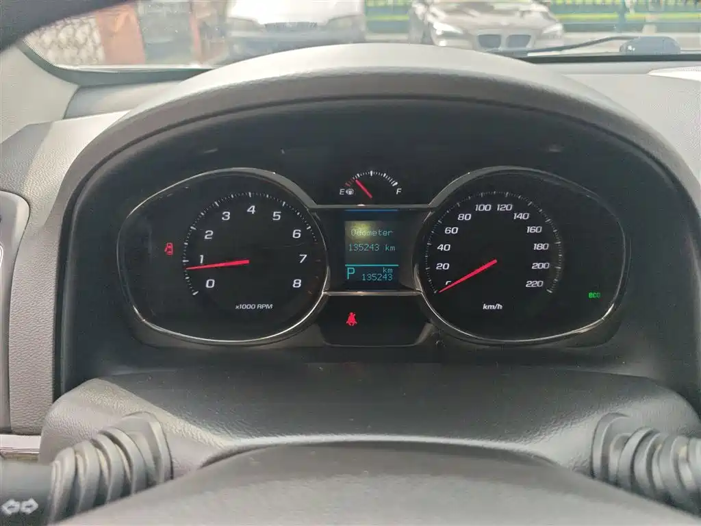 Chevrolet Captiva 2017 — фото 11