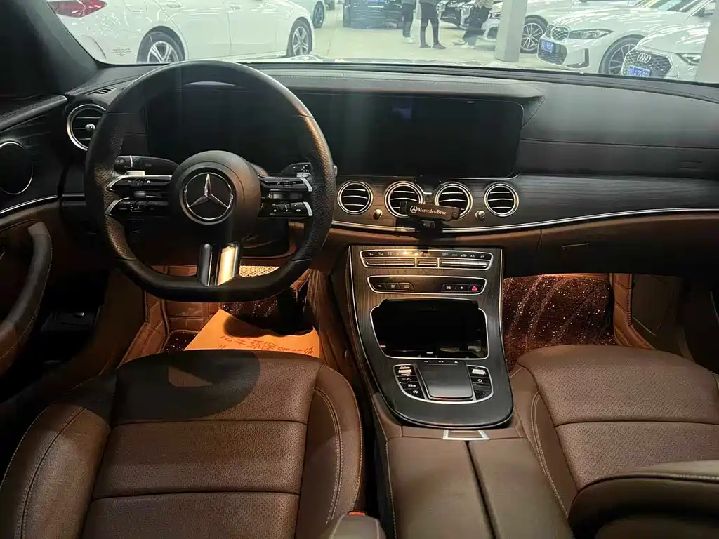 Mercedes-Benz E-Class 2020 — фото 5