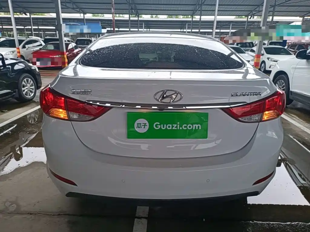 Hyundai Elantra 2016