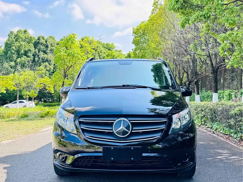 Mercedes-Benz Vito 2022 — фото 2