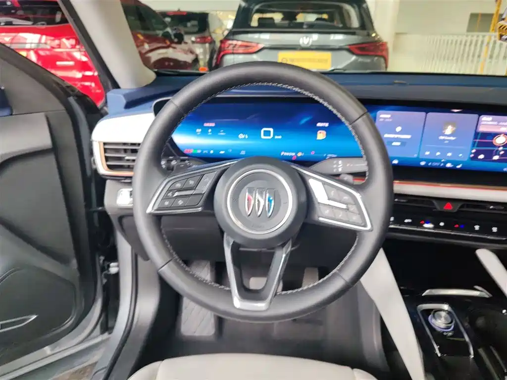 Buick Envision Plus 2025 — фото 7
