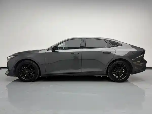 Changan UNI-V 2023