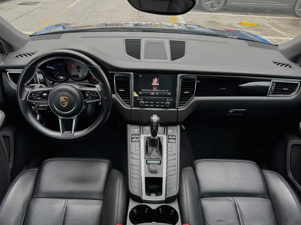 Porsche Macan 2016