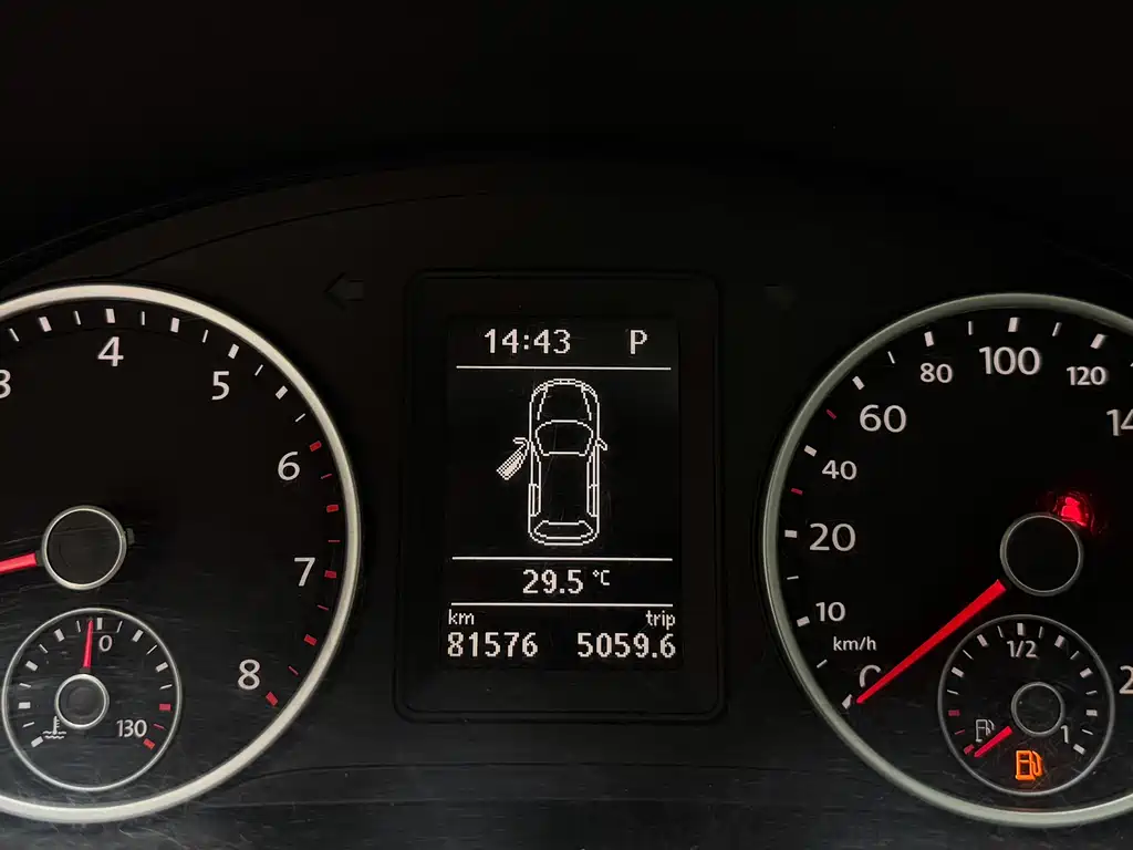 Volkswagen Tiguan 2017 — фото 40