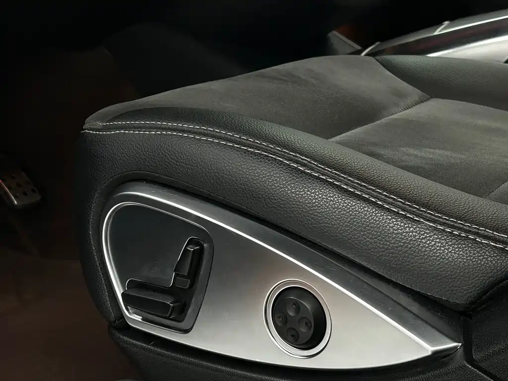 Mercedes-Benz R-Class 2016 — фото 12