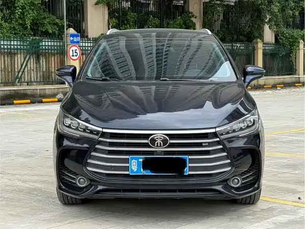 BYD Song MAX 2017