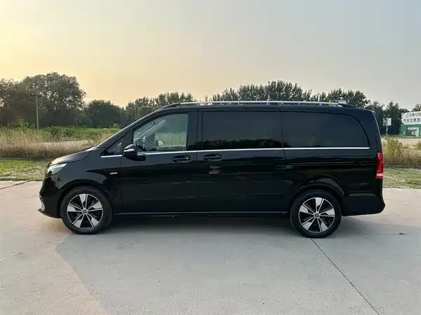 Mercedes-Benz V-Class 2022