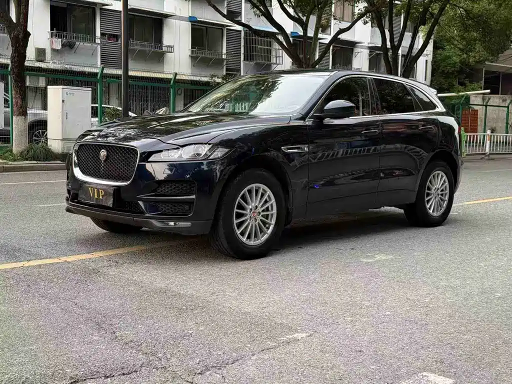 Jaguar F-PACE 2018 — фото 3