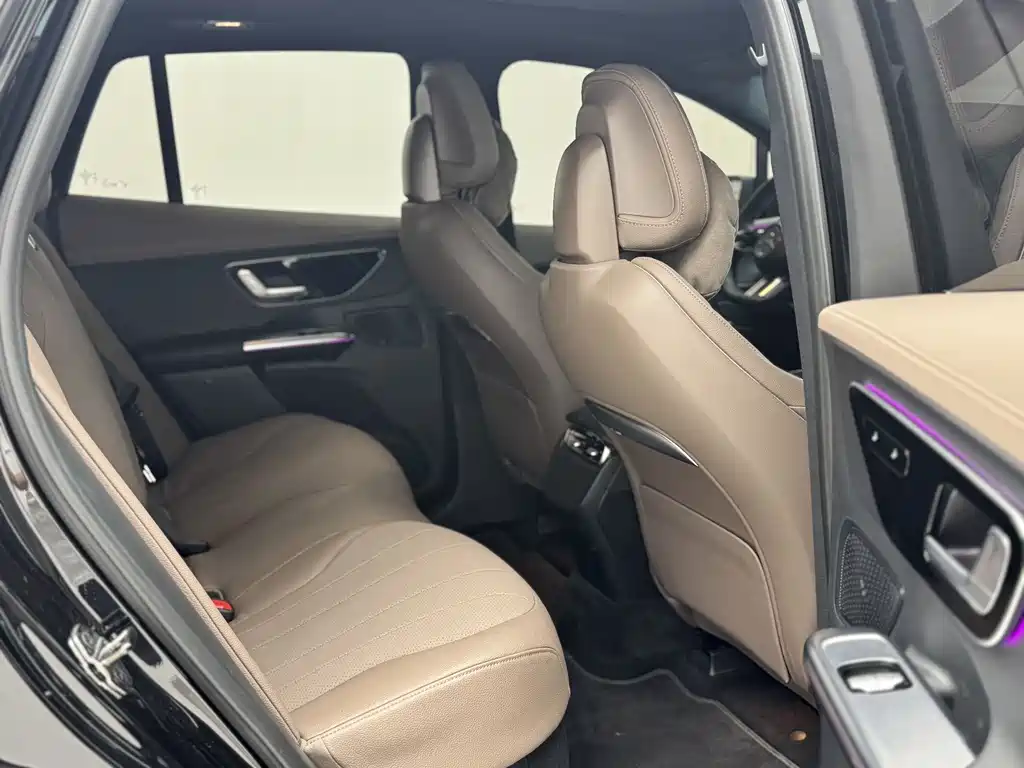 Mercedes-Benz EQE SUV 2024 — фото 15