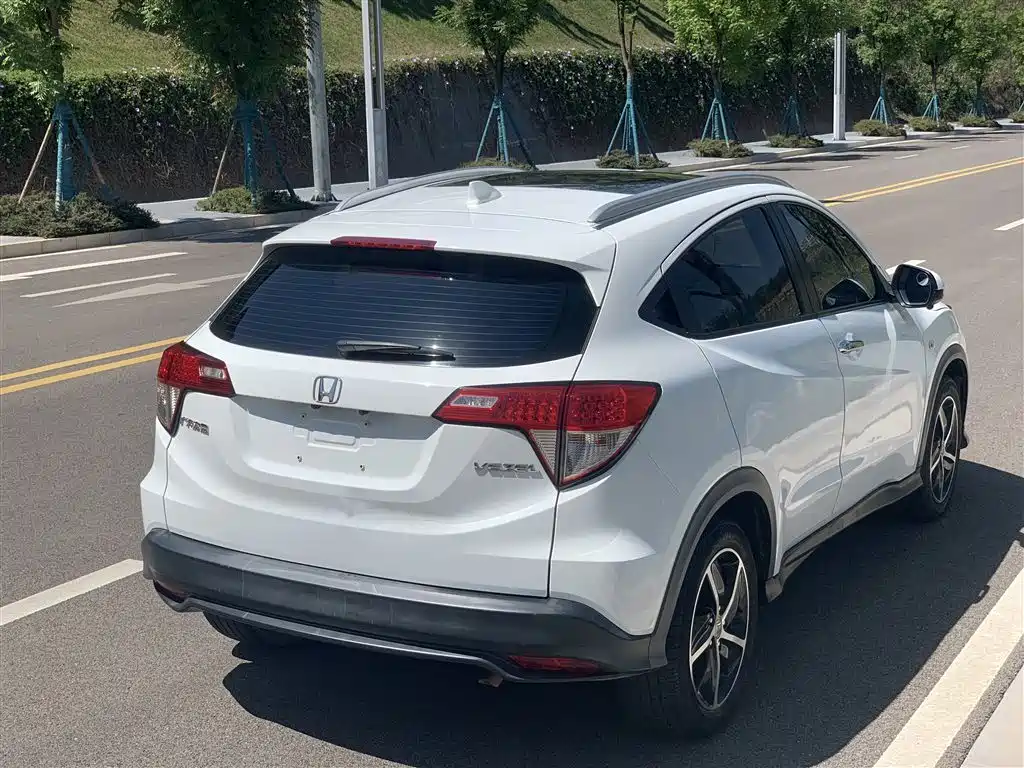 Honda Vezel 2022 — фото 10