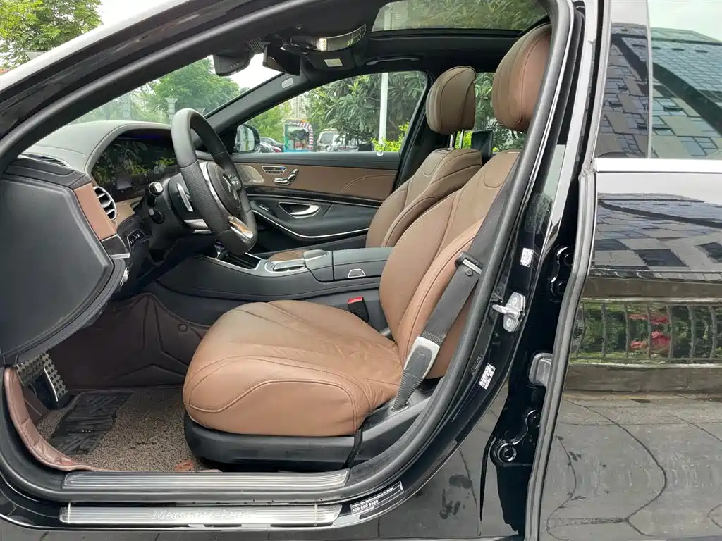 Mercedes-Benz S-Class 2020