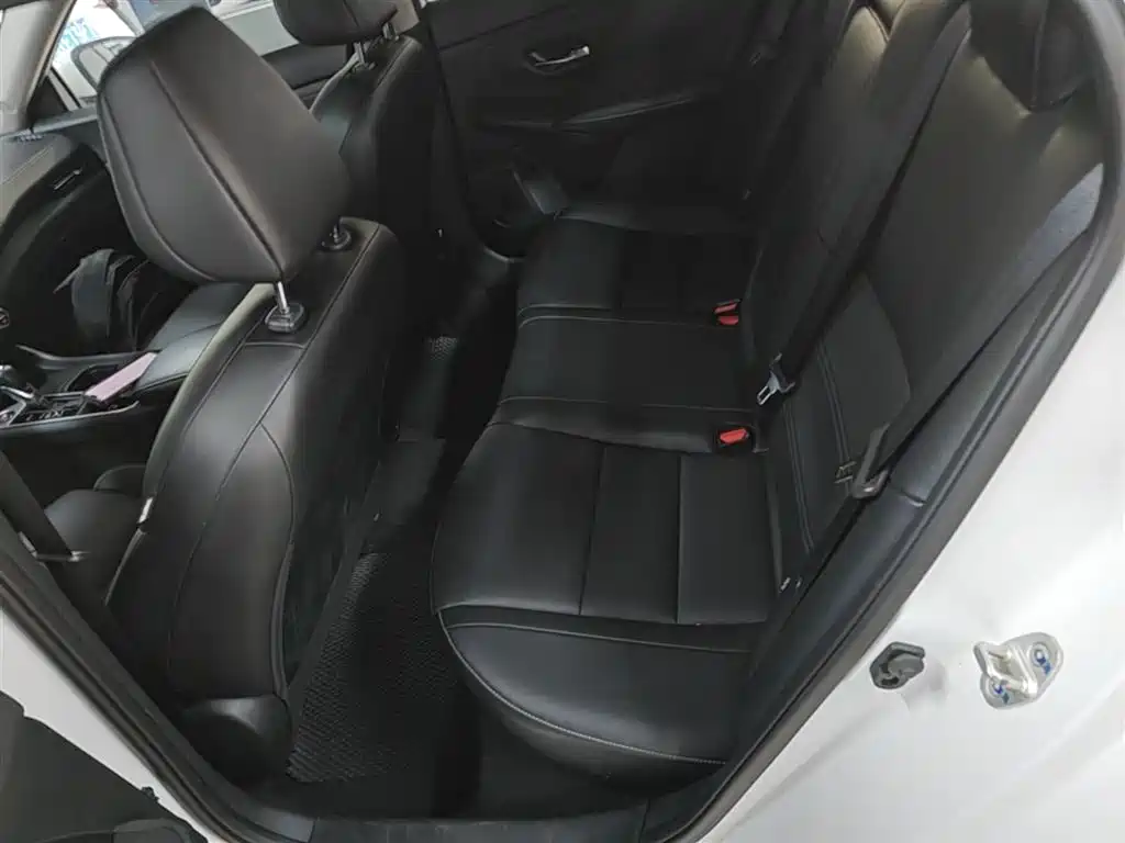 Nissan Sylphy 2024 — фото 17
