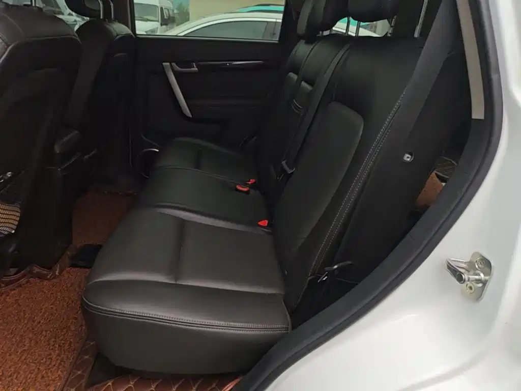Chevrolet Captiva 2016 — фото 17