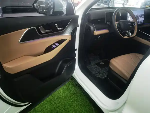 Chery Tiggo 8L 2024