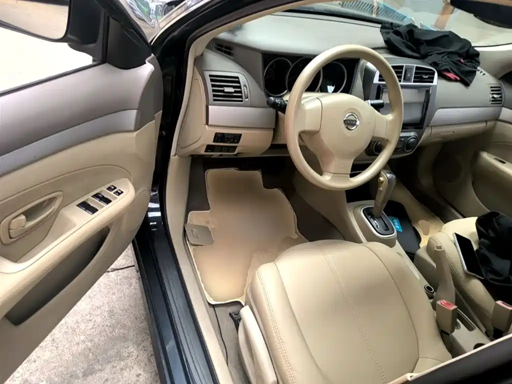 Nissan Sylphy 2014 — фото 16