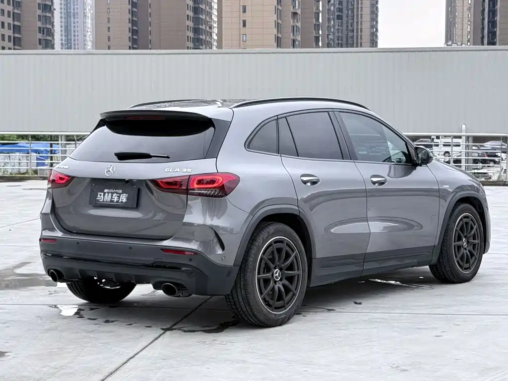 Mercedes-Benz GLA AMG 2021 — фото 10