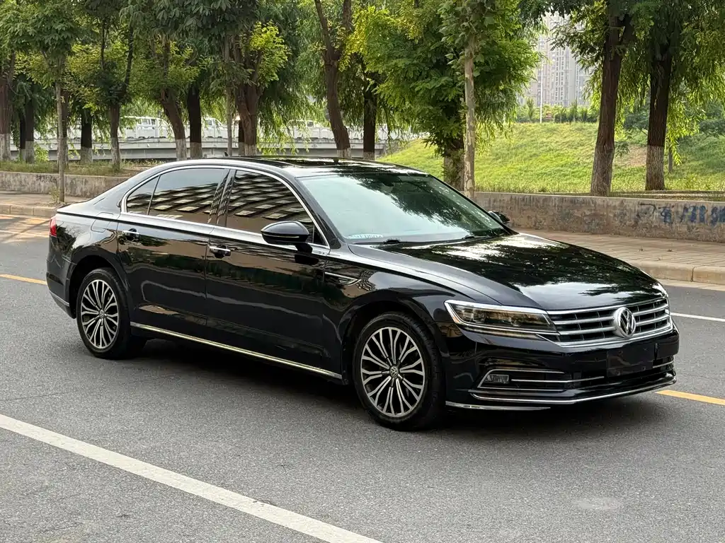 Volkswagen Phideon 2018 — фото 3
