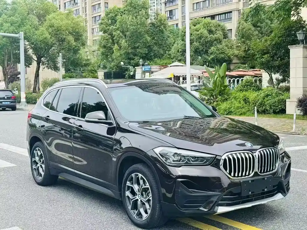 BMW X1 2020 — фото 3