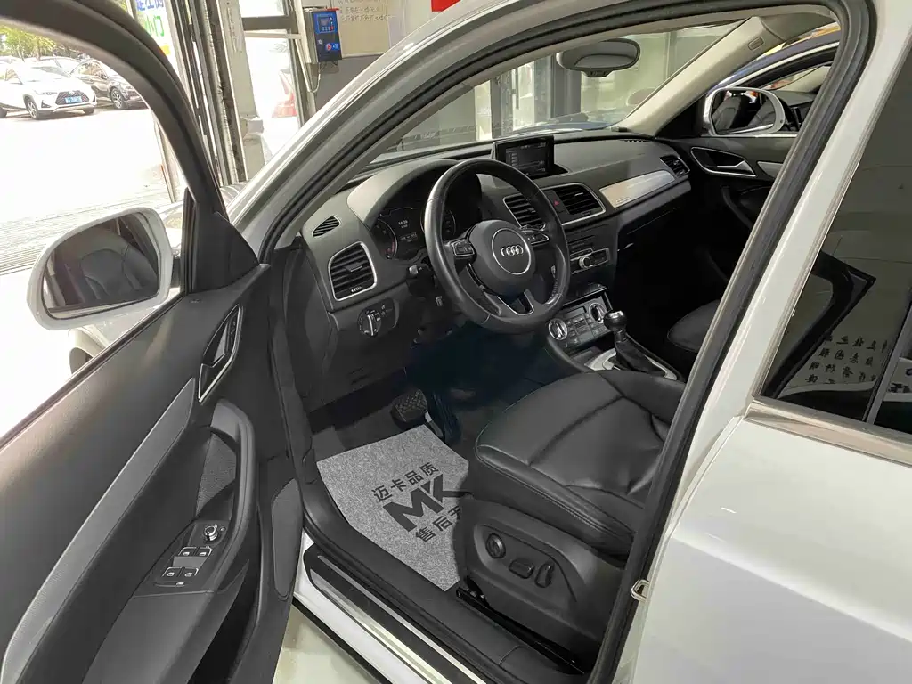 Audi Q3 2014
