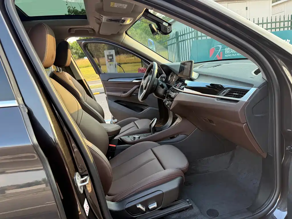 BMW X1 2022 — фото 12