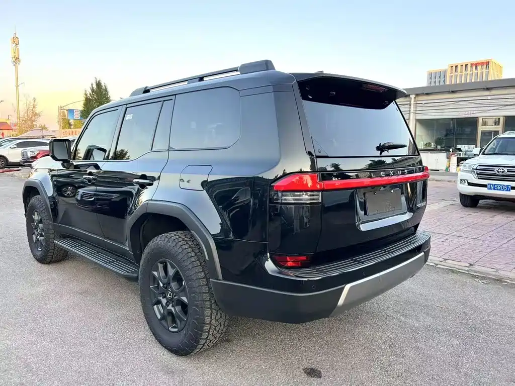 Lexus GX 2026