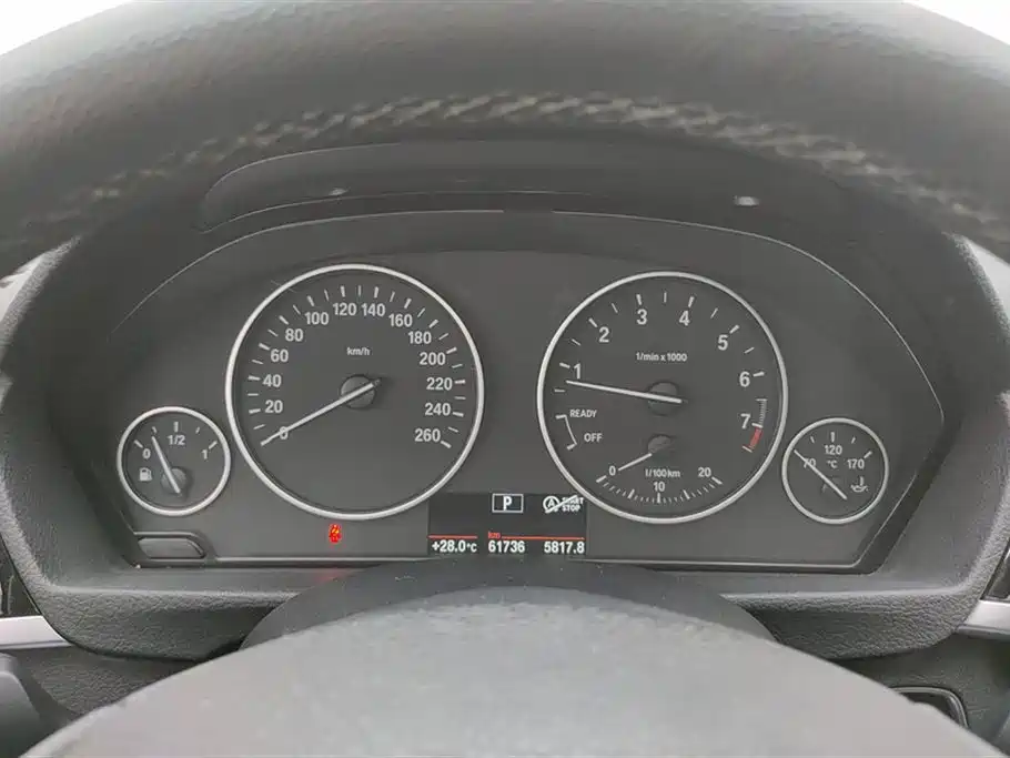 BMW 3 Series 2016 — фото 14