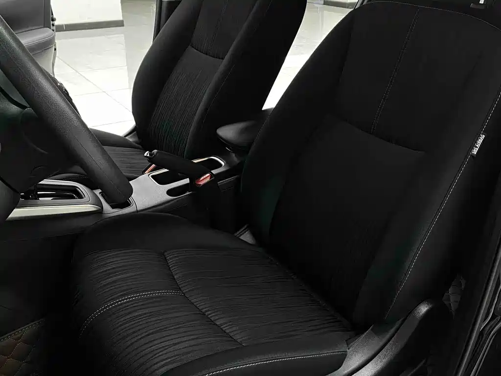 Nissan Sylphy 2024 — фото 21
