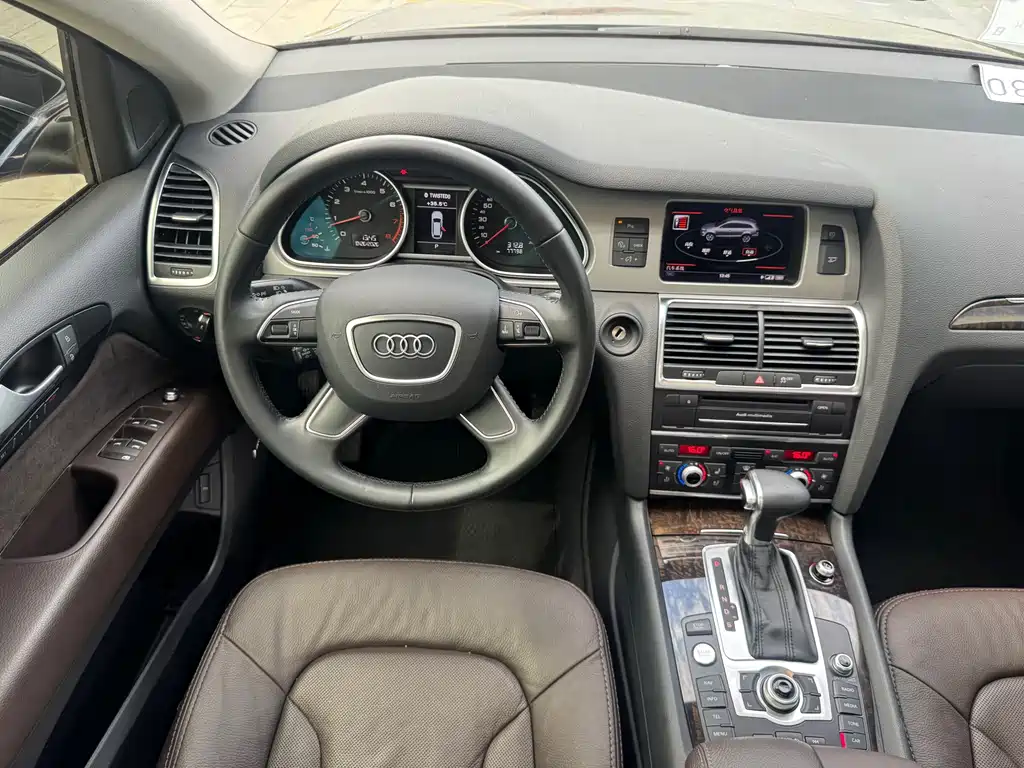 Audi Q7 2015 — фото 22