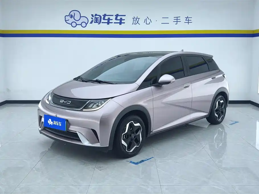 BYD Dolphin 2023 — фото 1