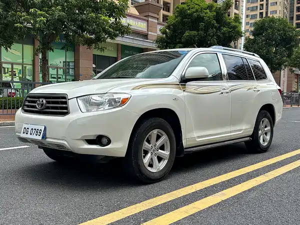 Toyota Highlander 2011