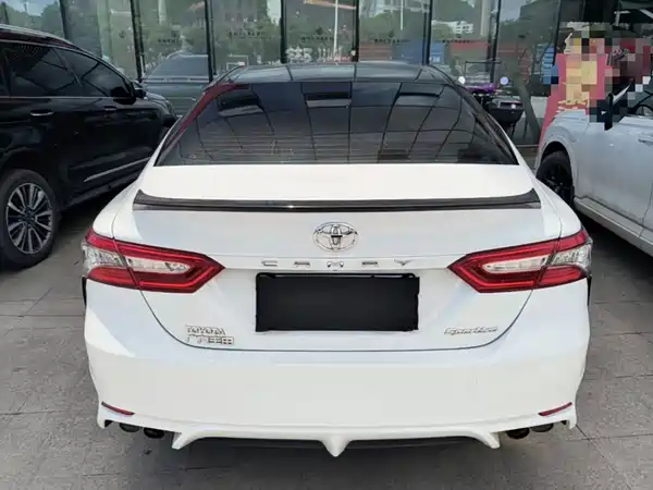 Toyota Camry 2018