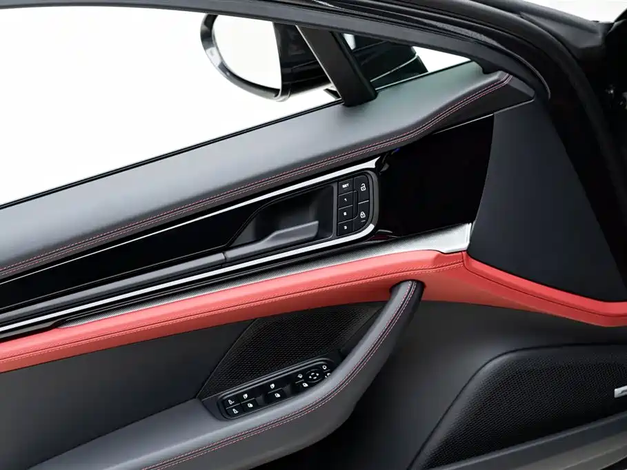 Porsche Panamera 2025 — фото 18