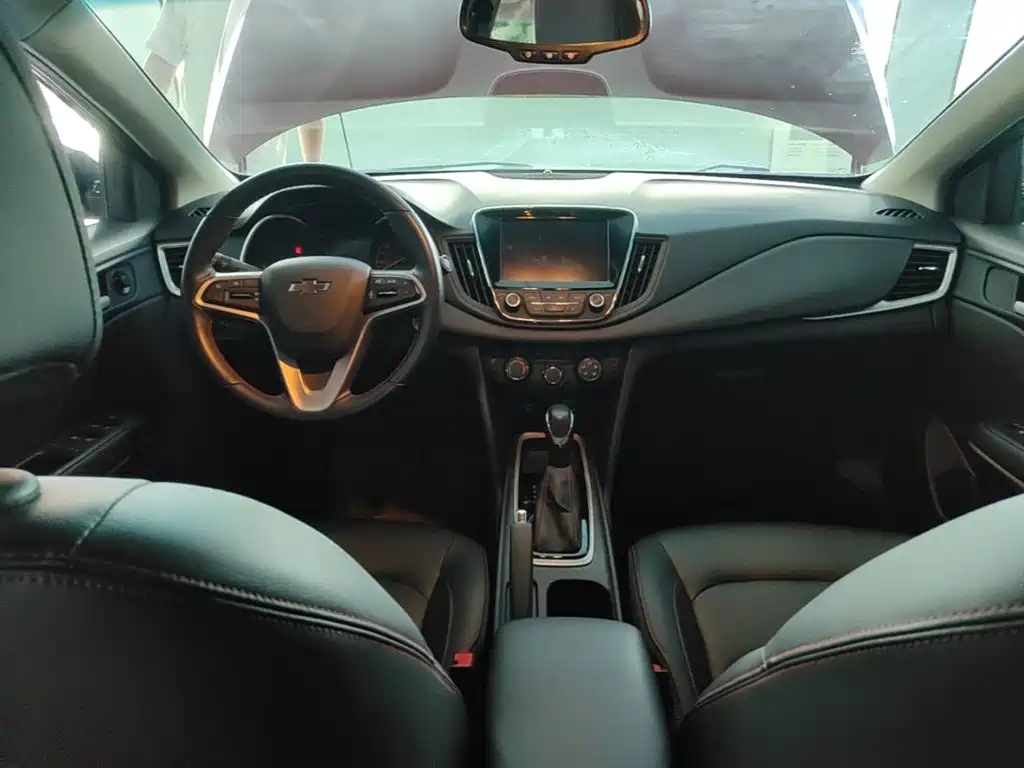 Chevrolet Monza 2019 — фото 10