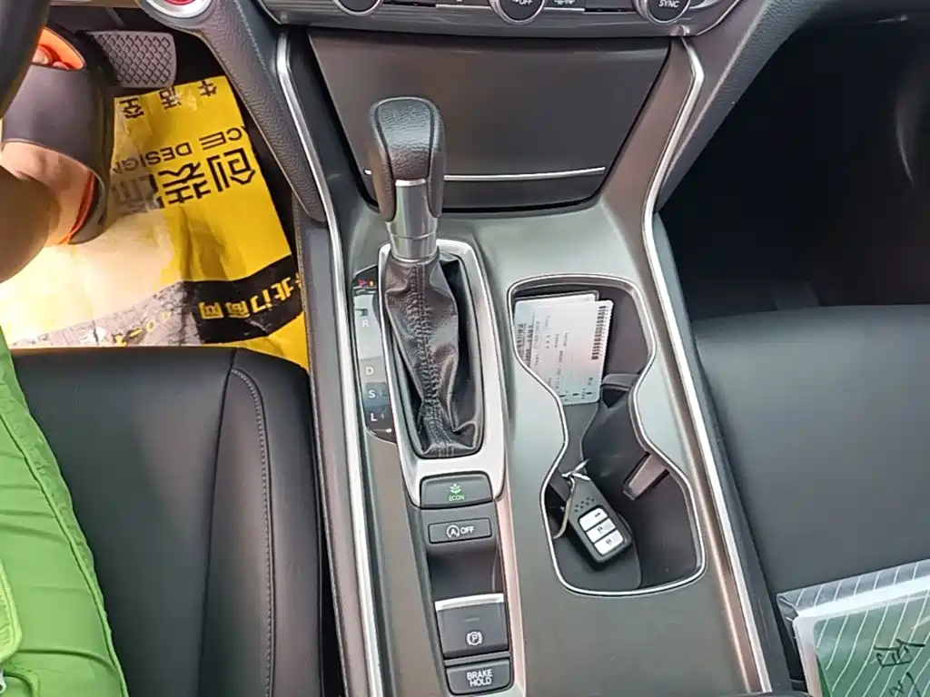 Honda Accord 2021 — фото 14