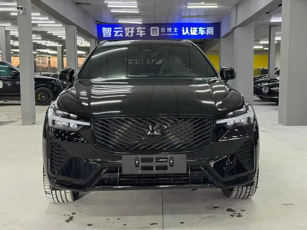 Volvo XC60 2025 — фото 2