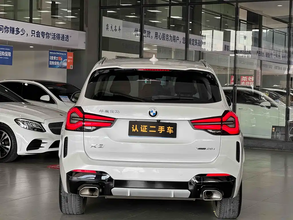 BMW X3 2022 — фото 8