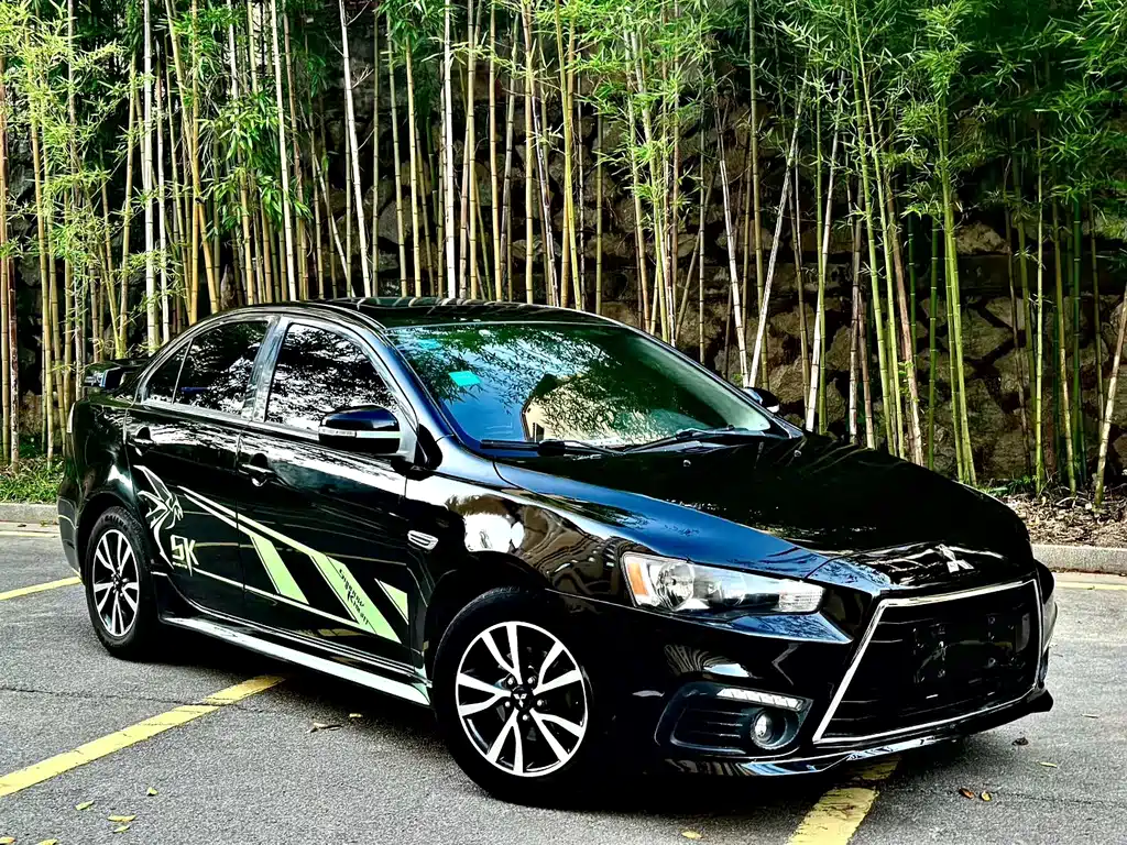 Mitsubishi Lancer EX 2016