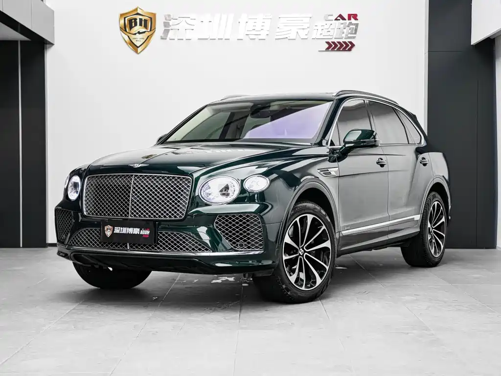 Bentley Bentayga 2021 — фото 1