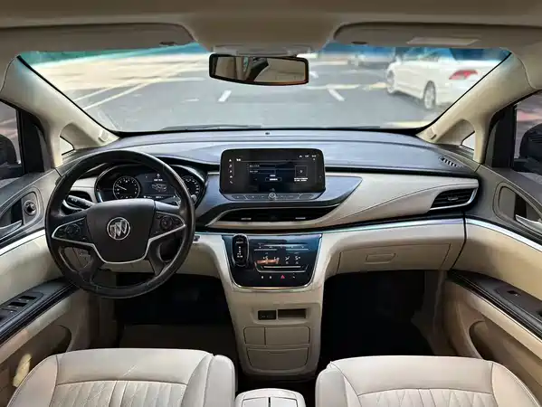 Buick GL8 2024