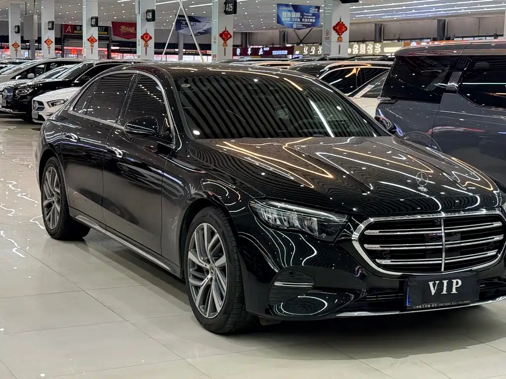 Mercedes-Benz E-Class 2025 — фото 2