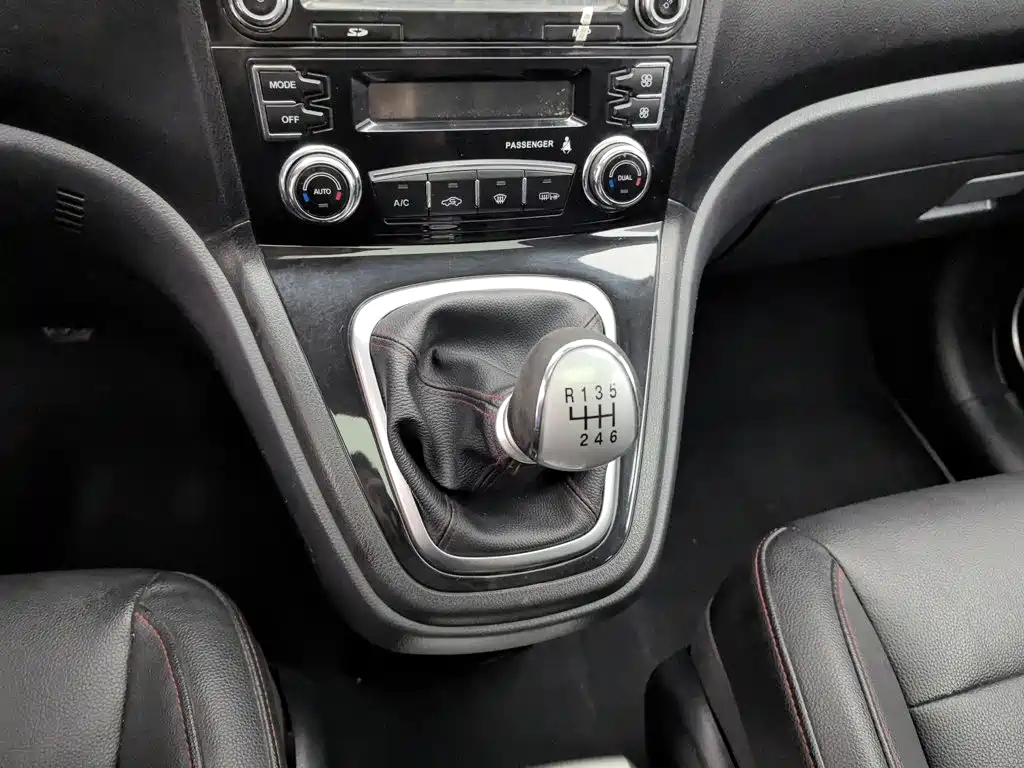 Haval H6 2015 — фото 13