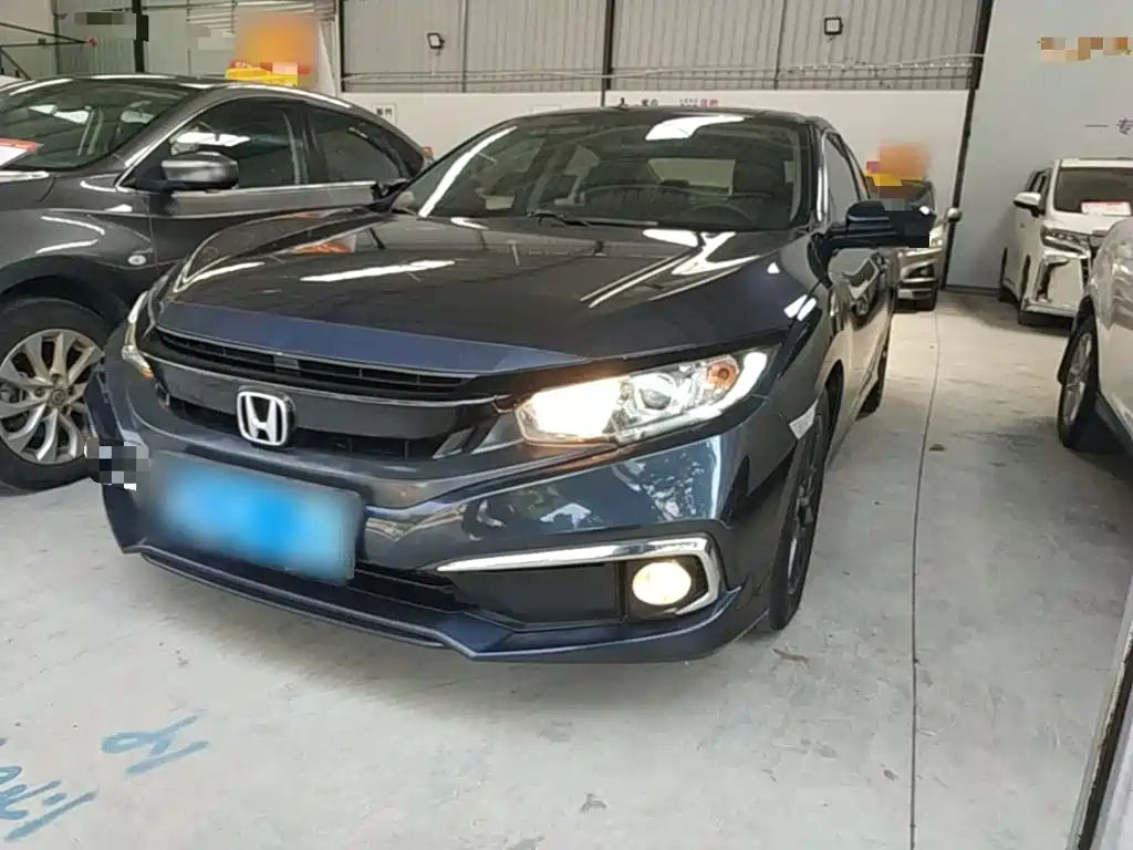 Honda Civic 2019 — фото 1