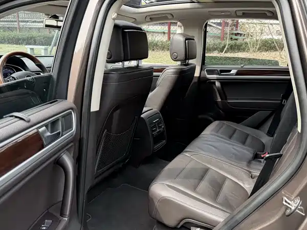 Volkswagen Touareg 2014