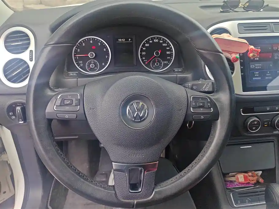 Volkswagen Tiguan 2018 — фото 15