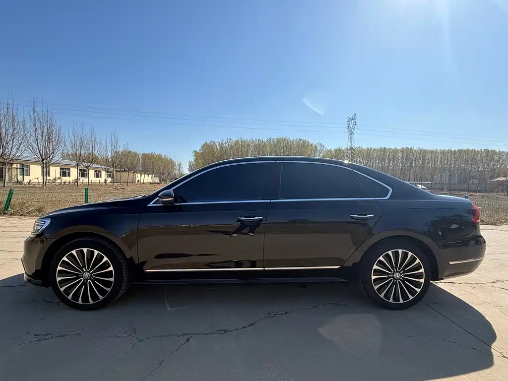 Volkswagen Passat 2017 — фото 4