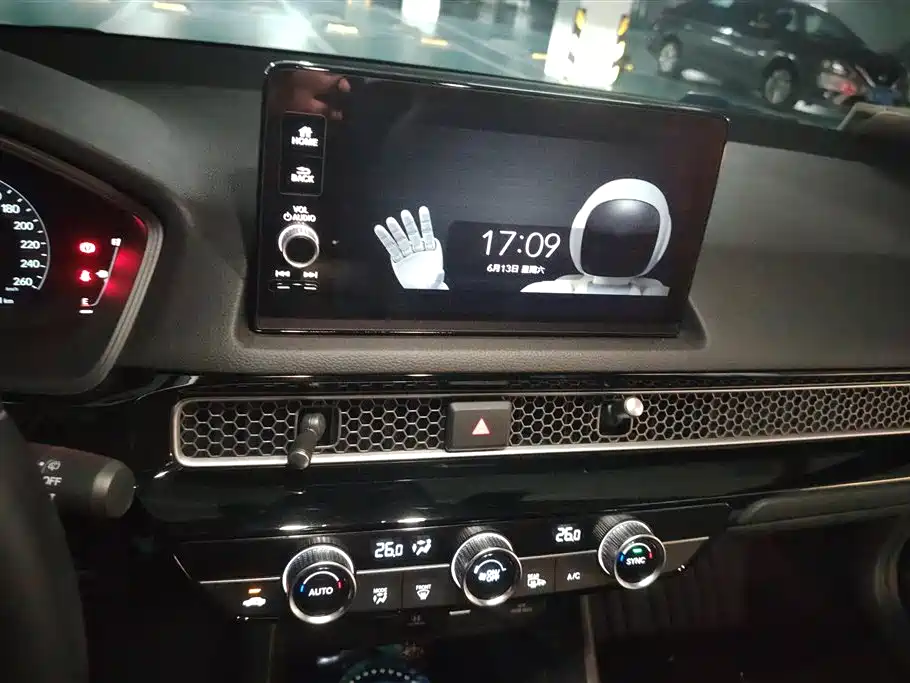 Honda Civic 2025 — фото 12