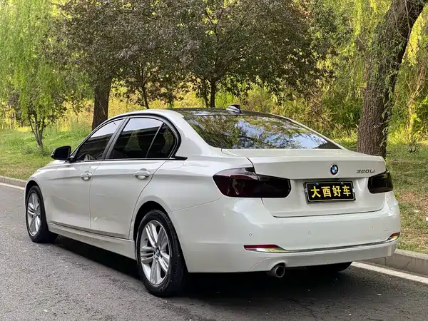 BMW 3 Series 2016