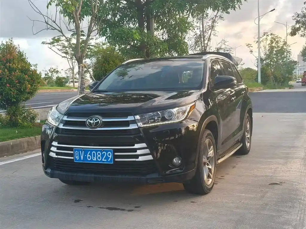 Toyota Highlander 2019