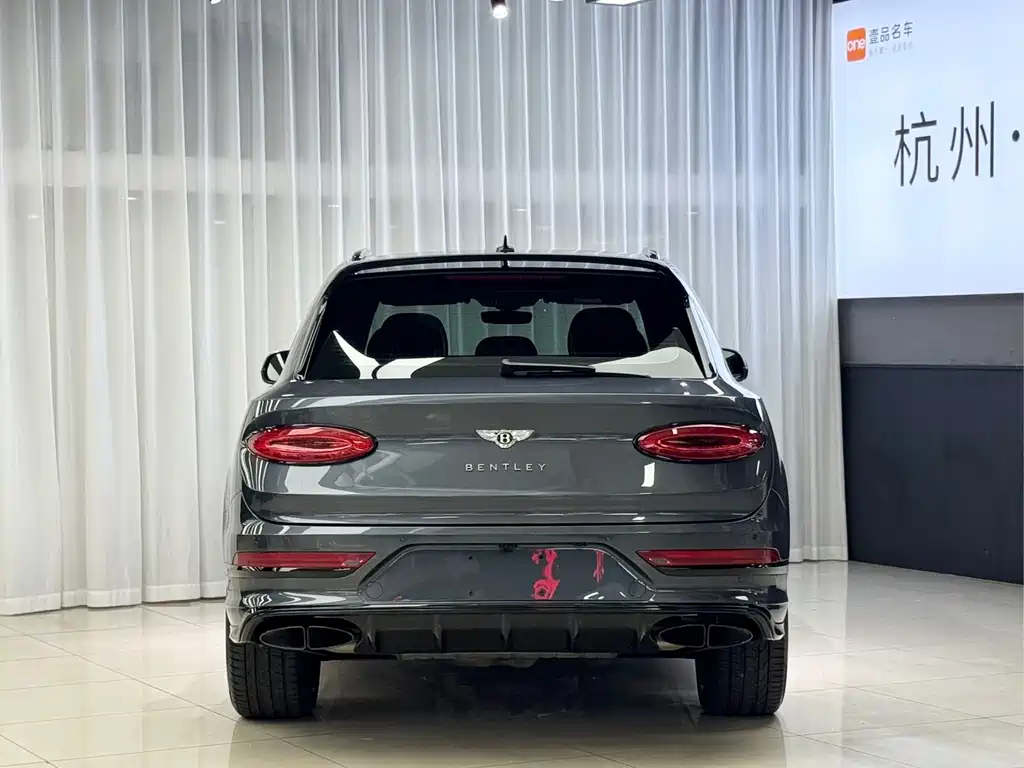 Bentley Bentayga 2022