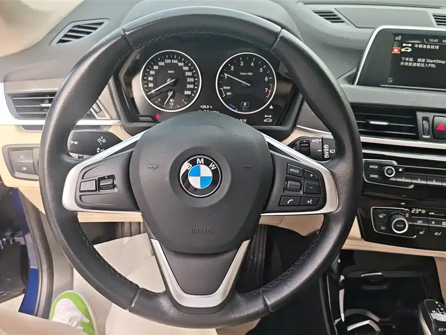 BMW X1 New Energy 2018 — фото 15